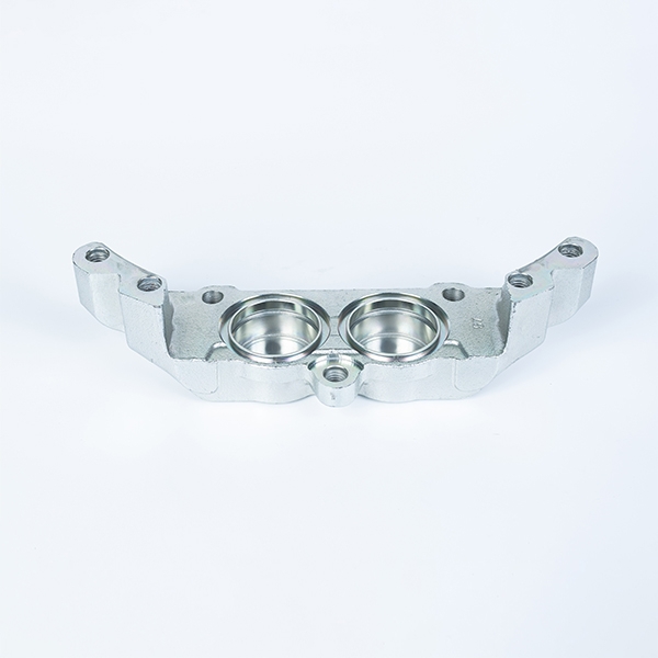Clamp body, bracket